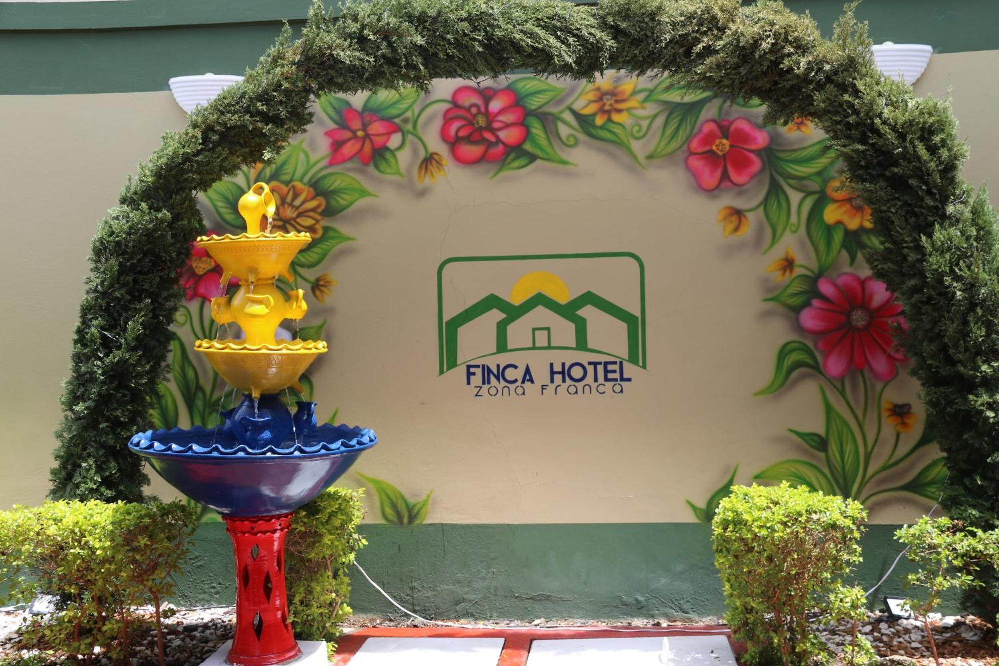 Finca Hotel Zona Franca 里奥内格罗 外观 照片